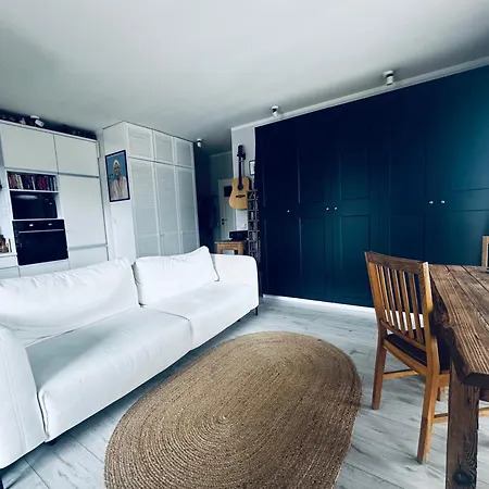 Cosy Near Stadion Narodowy Apartment *