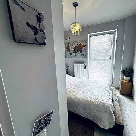 Cosy Near Stadion Narodowy