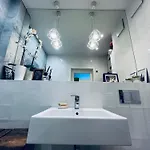 דירה Cosy Near Stadion Narodowy ורשה