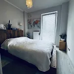 Cosy Near Stadion Narodowy