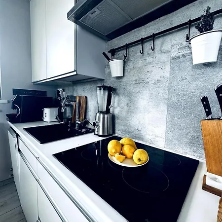 Cosy Near Stadion Narodowy 아파트