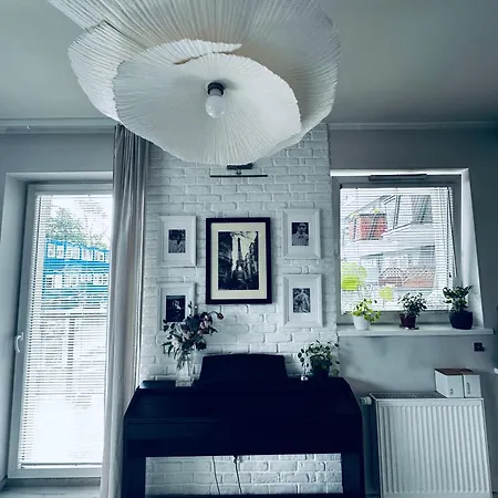 דירה Cosy Near Stadion Narodowy ורשה